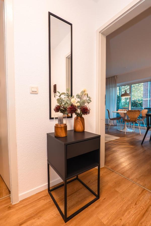 Mit Tiefgarage U. Balkon Apartment *