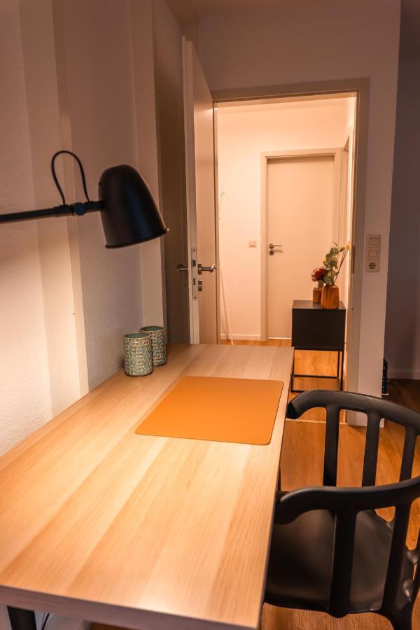 Mit Tiefgarage U. Balkon Apartment