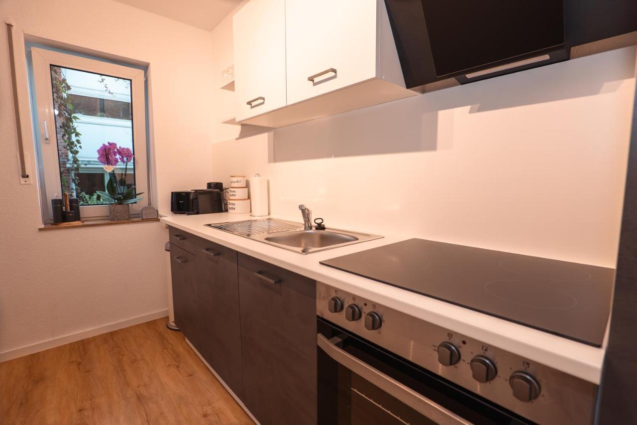 Mit Tiefgarage U. Balkon Apartment Paderborn